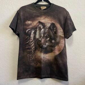 The Mountain Wolf Brown t-shirt Men’s size medium
